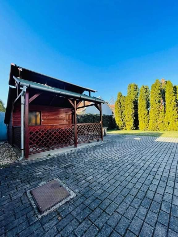 Gabi Haz Apartmanok*** Hajdúszoboszló Extérieur photo