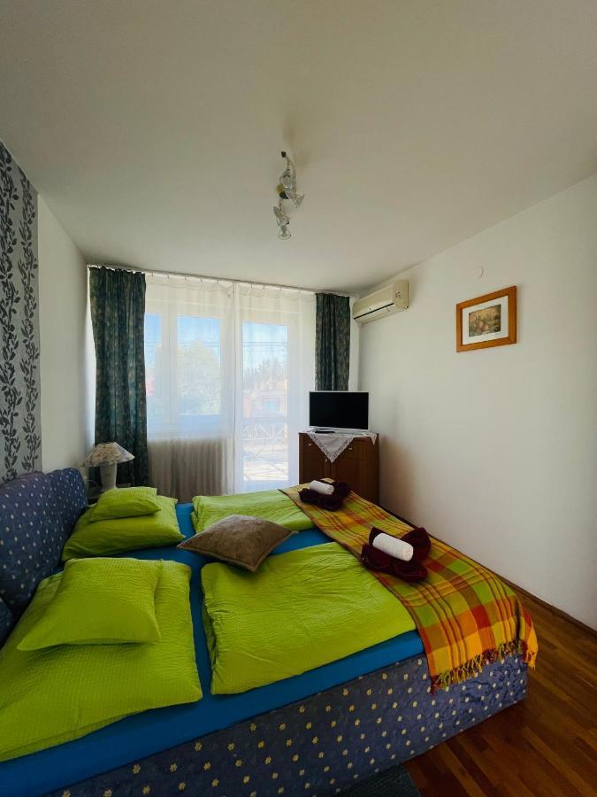 Gabi Haz Apartmanok*** Hajdúszoboszló Extérieur photo